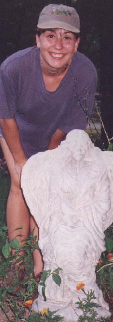 Hannah1.jpg (25387 bytes)